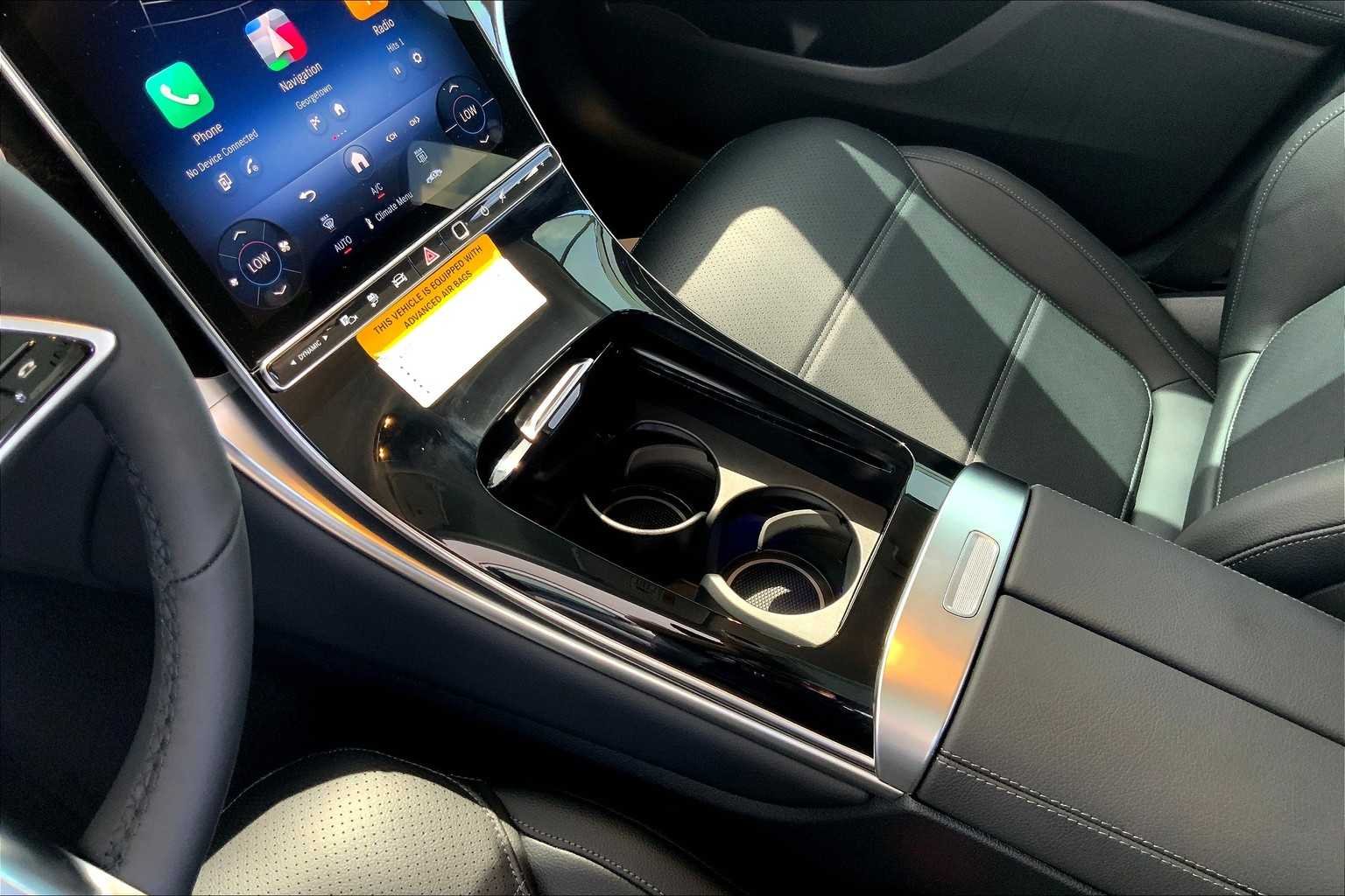 2025 Mercedes-Benz GLC Base - Photo 11