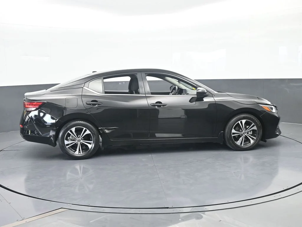 Used 2022 Super Black Nissan SV image 7