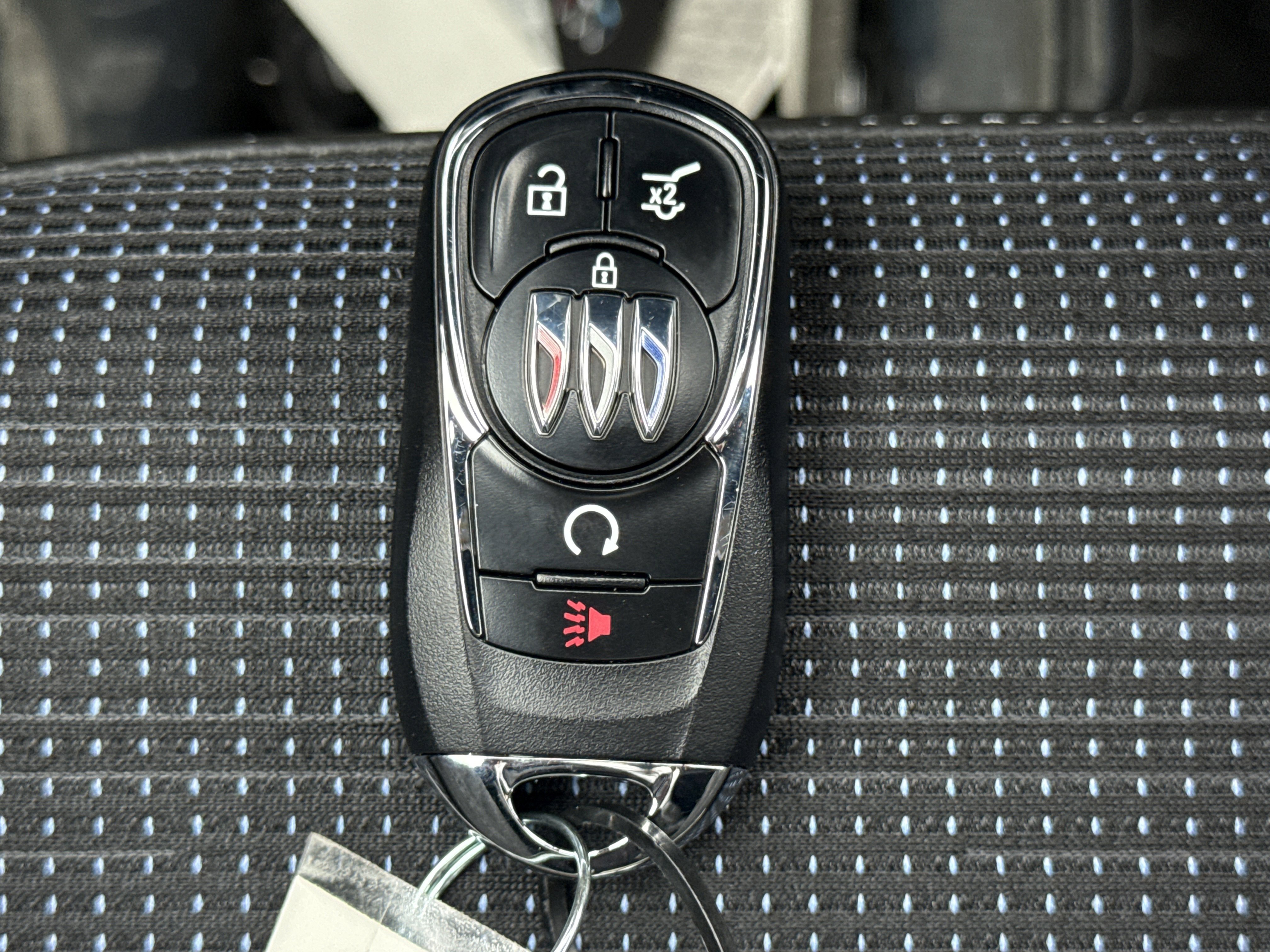 New 2026 Summit White Buick Preferred image 17