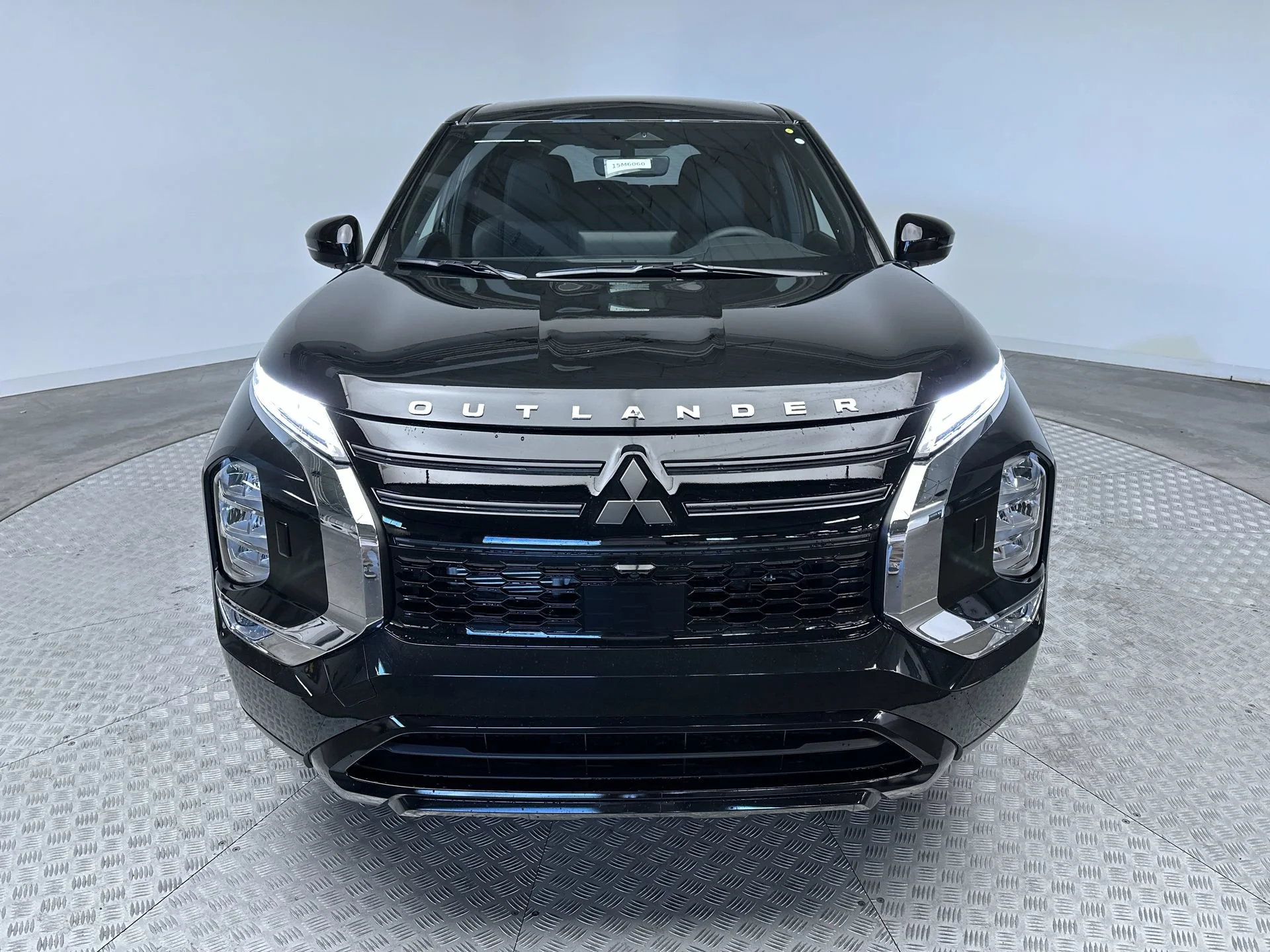 New 2026 Black Diamond Mitsubishi LE image 29