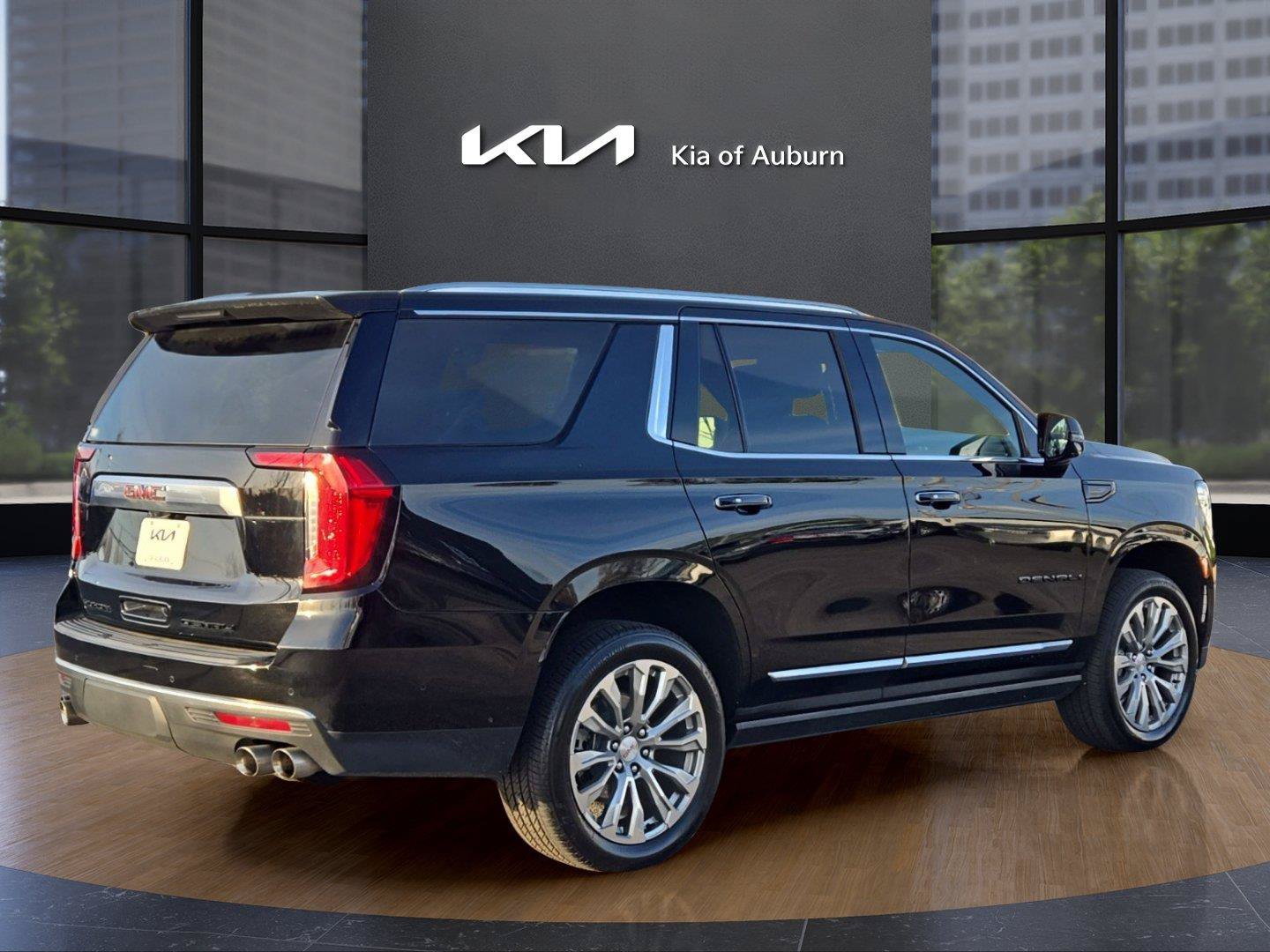 Used 2024 Black GMC Denali image 7