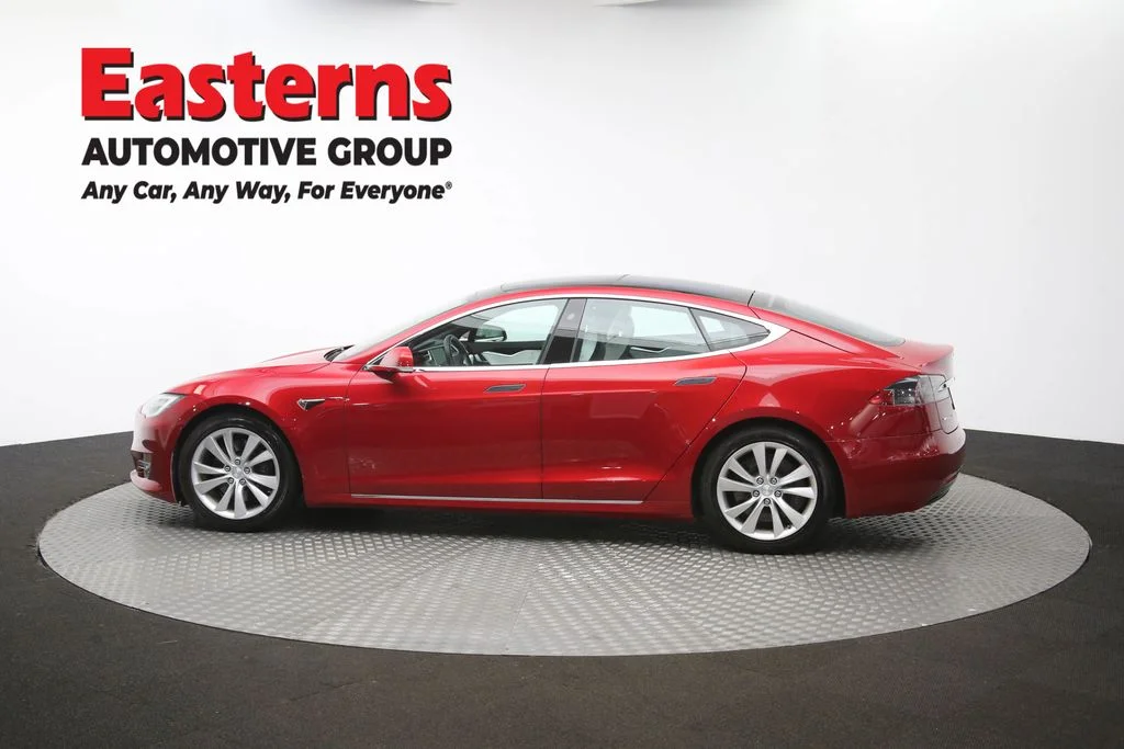 Used 2017 Red Tesla P100D image 58