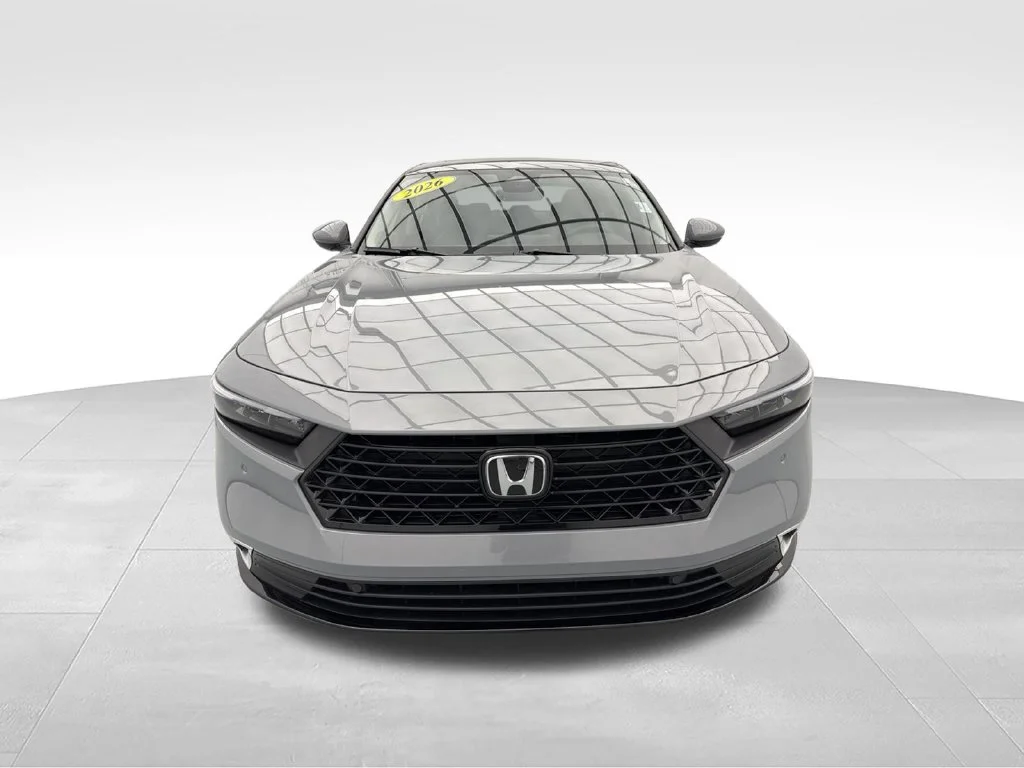 New 2026 Urban Gray Pearl Honda Touring image 2
