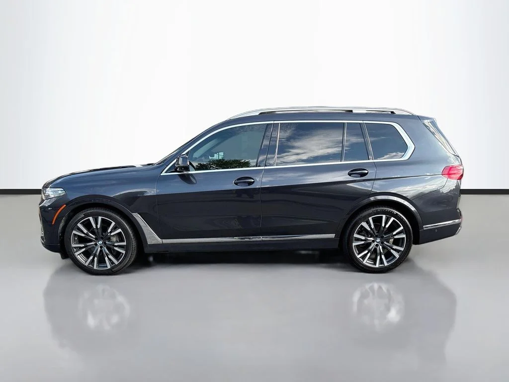 Used 2019 Dark Graphite BMW xDrive40i image 4