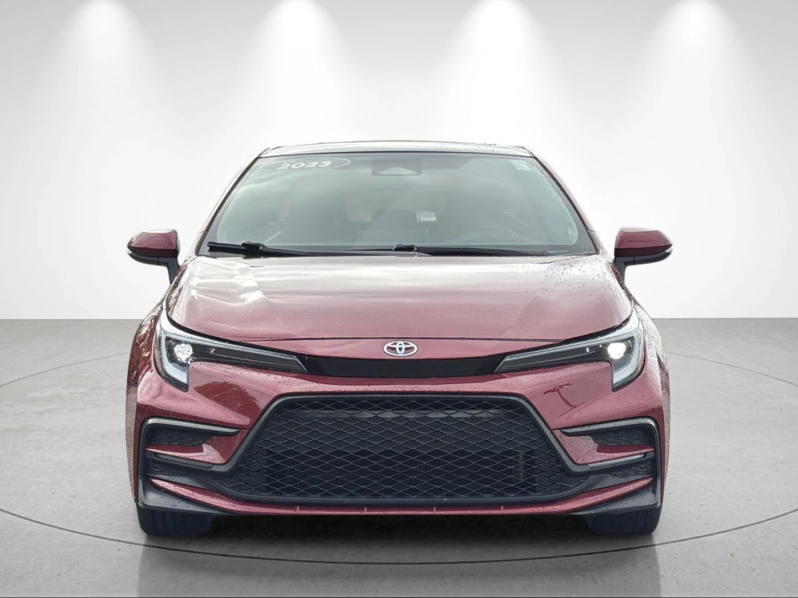 Used 2023 Ruby Flare Pearl/Midnight Black Metallic Toyota XSE image 8