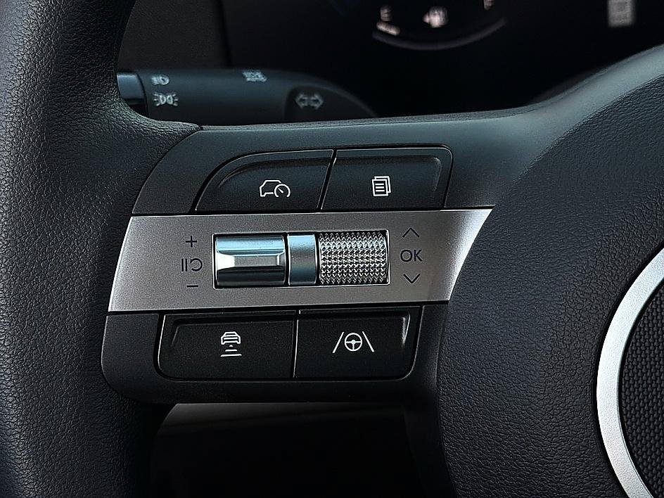 New 2027 Mirage Green Hyundai SE FWD image 28
