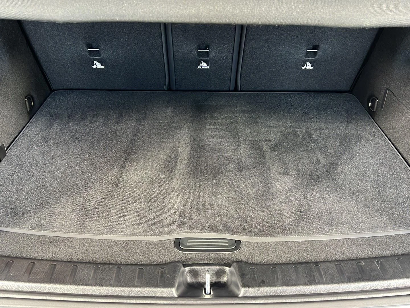 Used 2025 Cirrus Silver Metallic Mercedes-Benz GLA 250 image 13