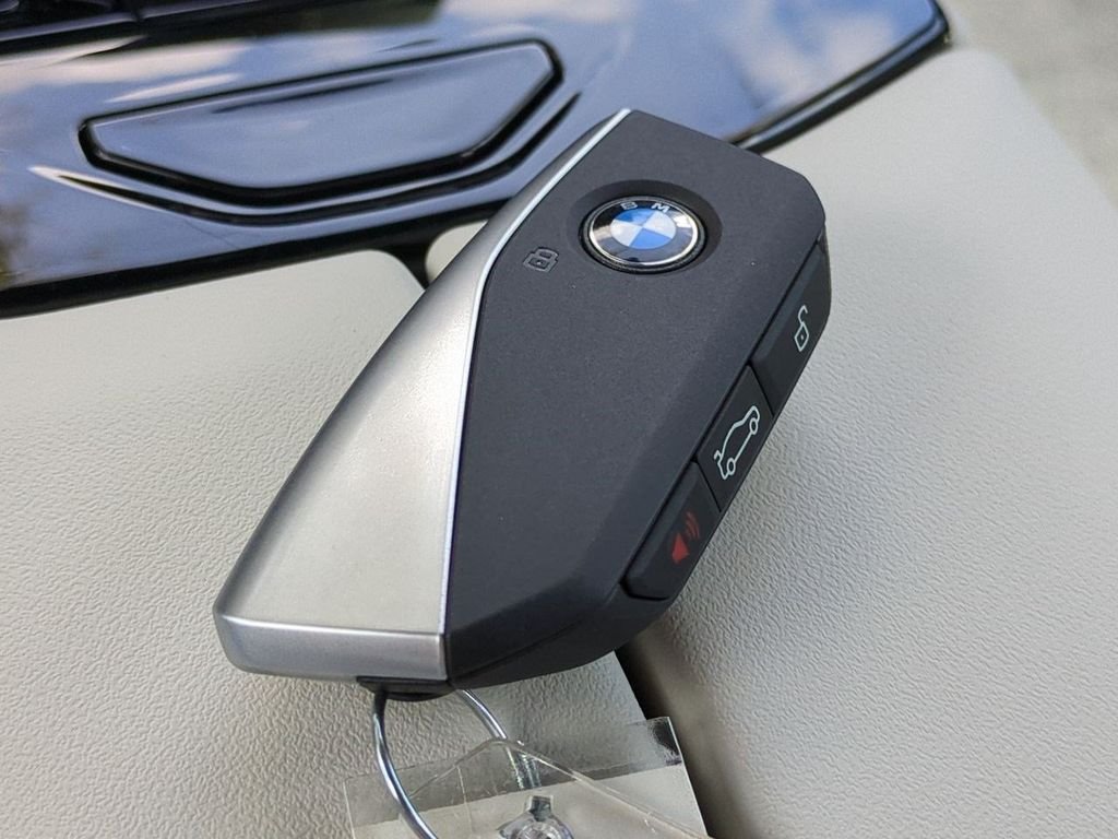 New 2027 Blue BMW 530i xDrive image 29