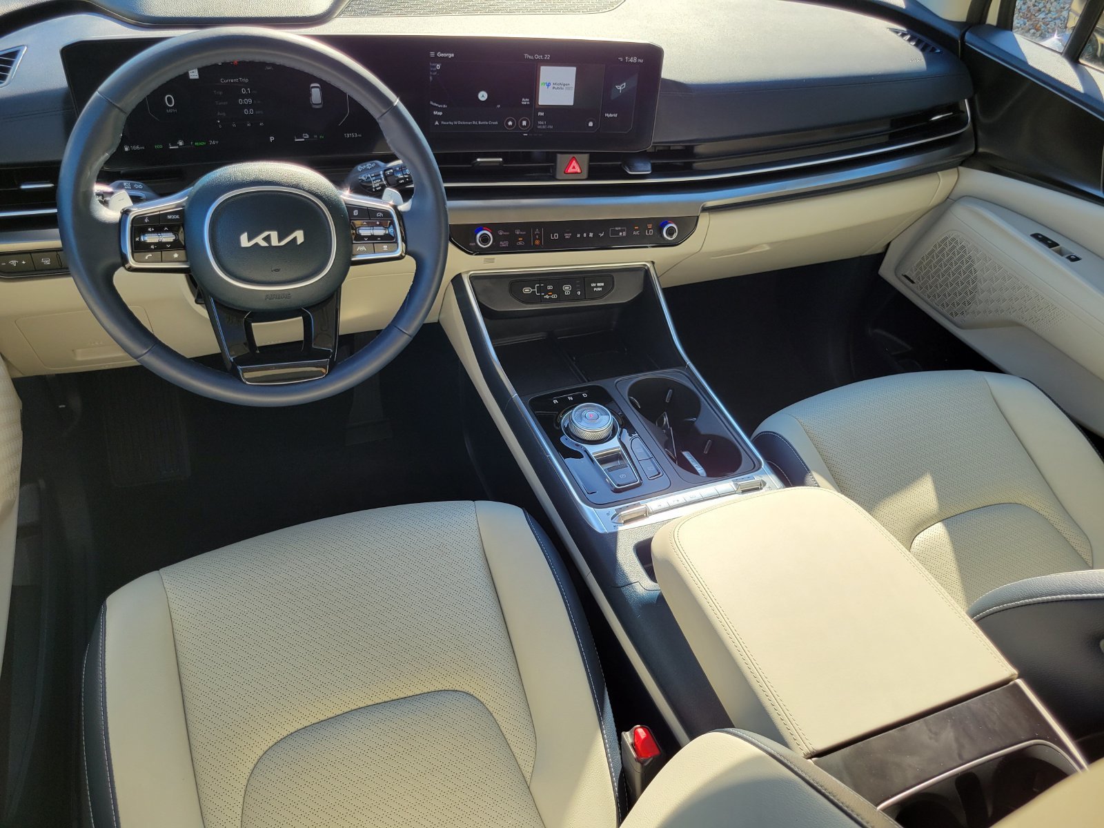 Certified Used 2025 White Kia SX Prestige image 28