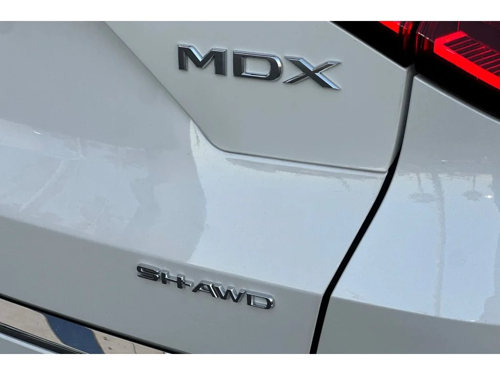 New 2026 Platinum White Pearl Acura SH-AWD image 23