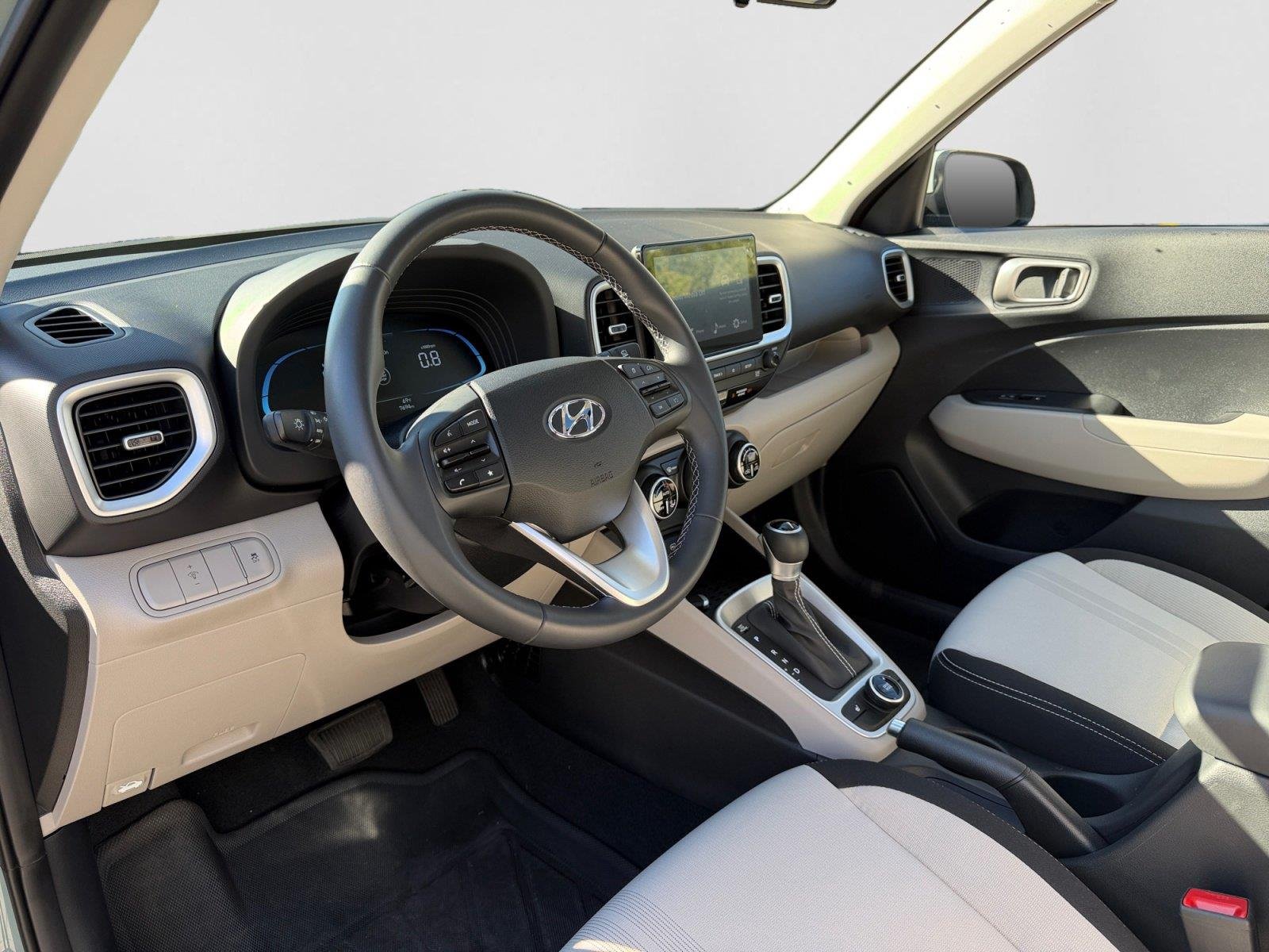 Used 2026 Mirage Green Hyundai SEL image 16