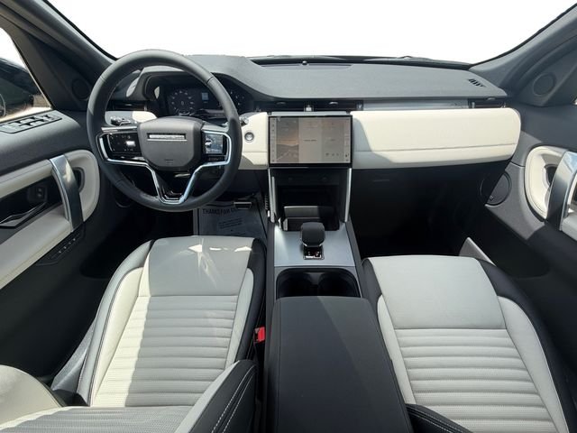 New 2026 Santorini Black Land Rover Landmark image 12