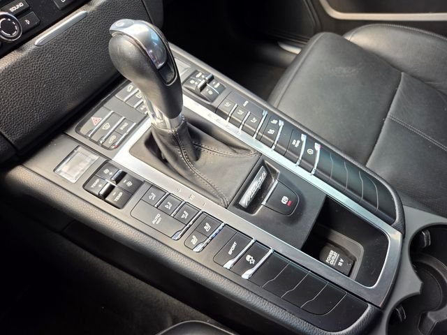 Used 2015  Porsche S image 25