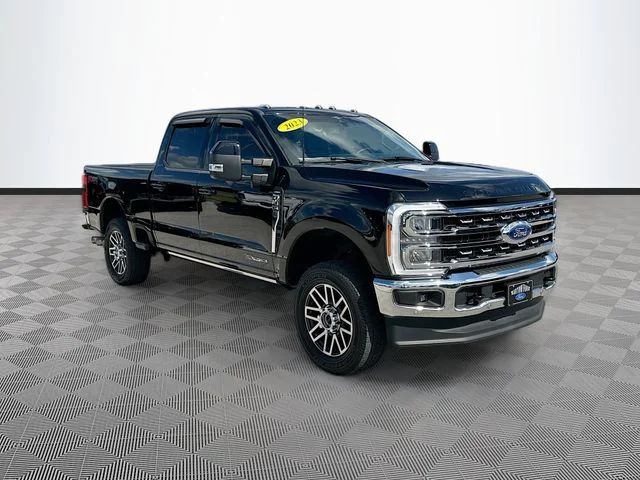 Used 2023 Black Ford Lariat image 3