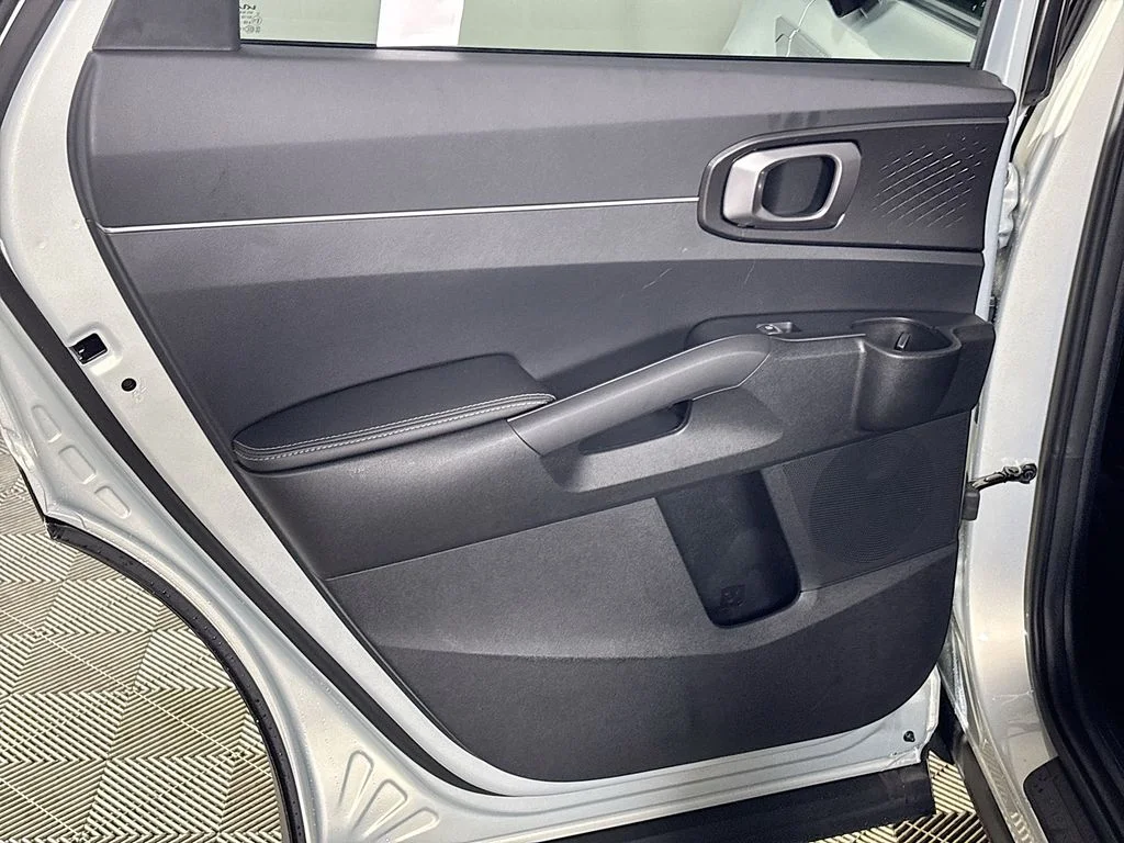 New 2026 Ivory Silver Kia S image 18
