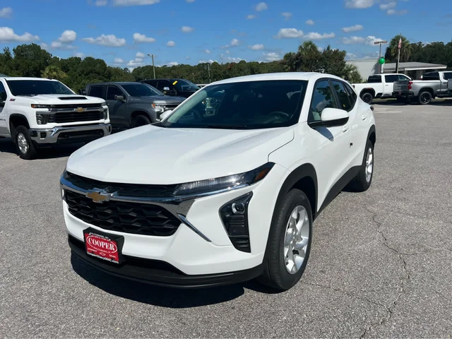 2026 Chevrolet Trax LS