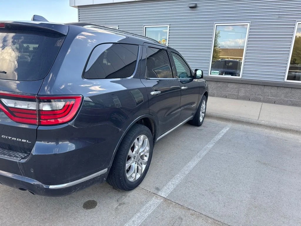 Used 2016 Gray Dodge Citadel image 5