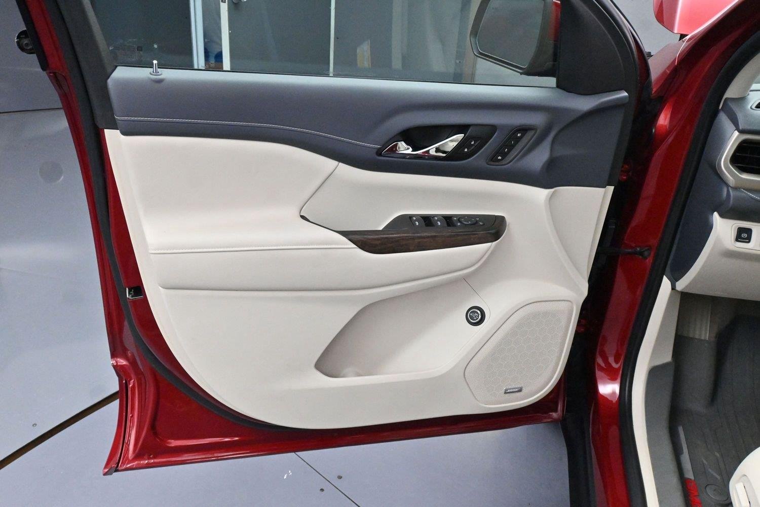 Used 2020 RED QUARTZ TINTCOAT GMC Denali image 12