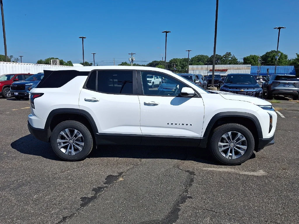 New 2026 Summit White Chevrolet LT image 9