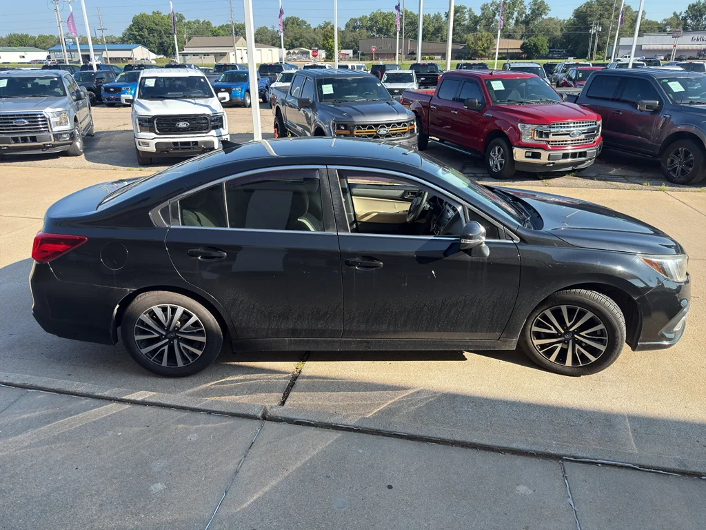 Used 2018 Crystal Black Silica Subaru Premium image 5