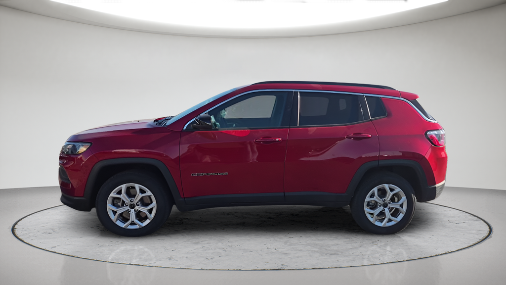 Used 2025 Red Jeep Latitude image 11