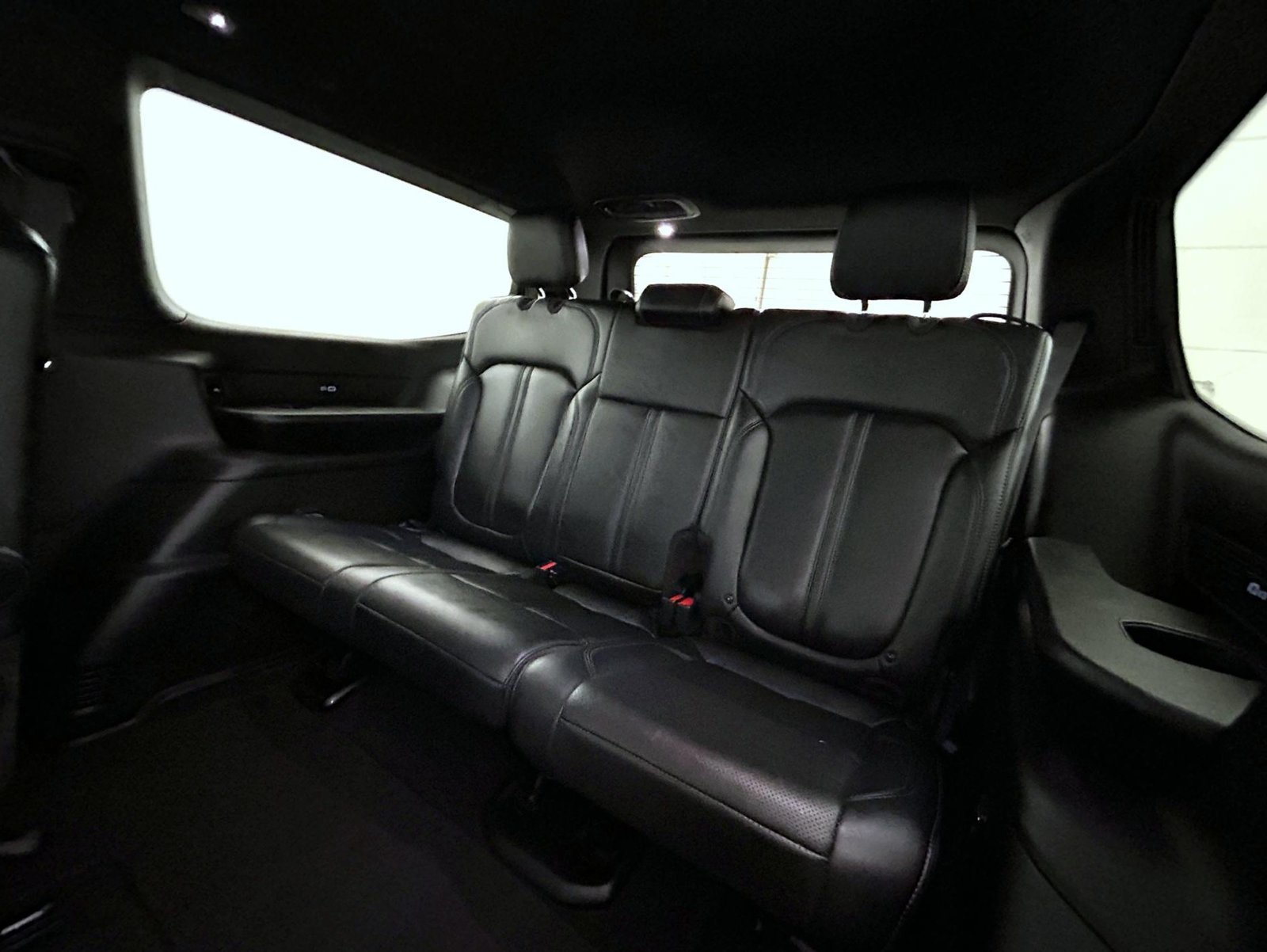 Used 2025 White Jeep Series II image 20