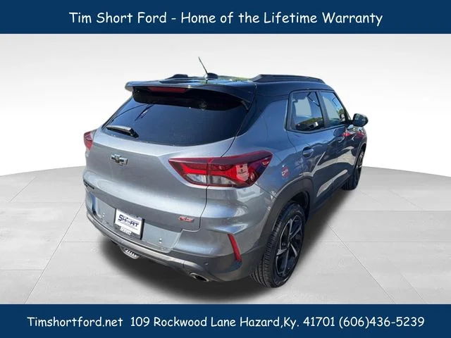 Used 2022 Gray Chevrolet RS image 6
