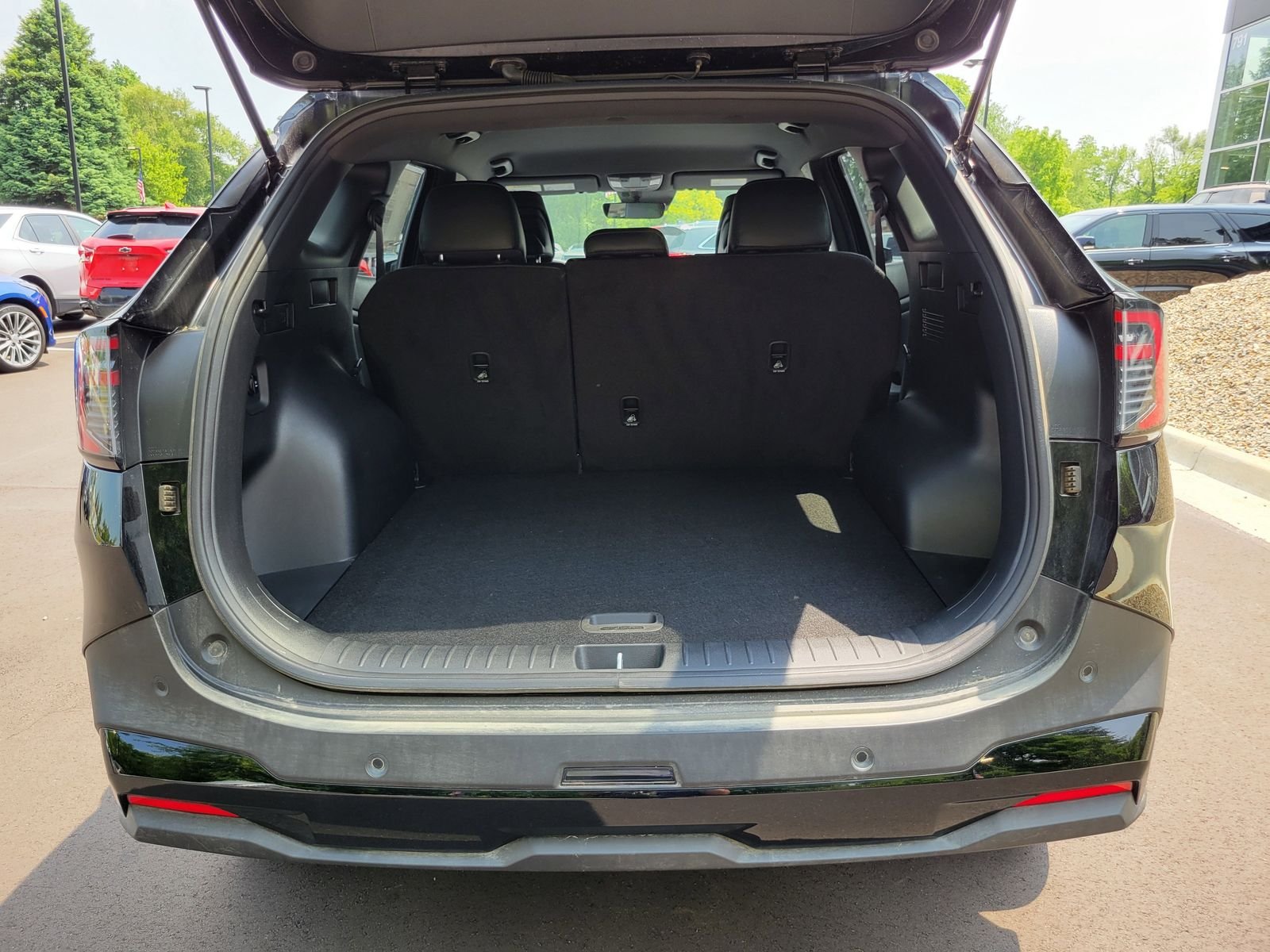 Used 2026 Black Kia X-Line image 23
