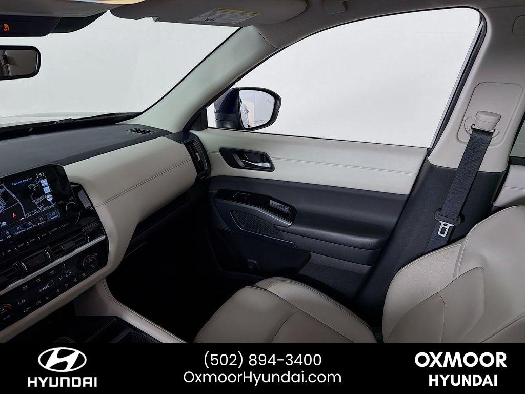 Used 2024 Deep Ocean Blue Pearl Nissan SL image 23
