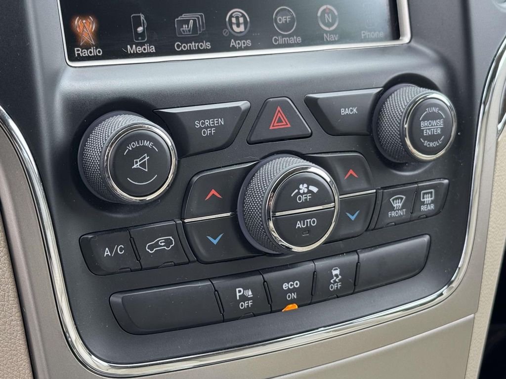 Used 2014 Black Jeep Limited image 19