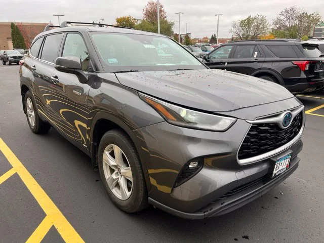 2021 Toyota Highlander LE