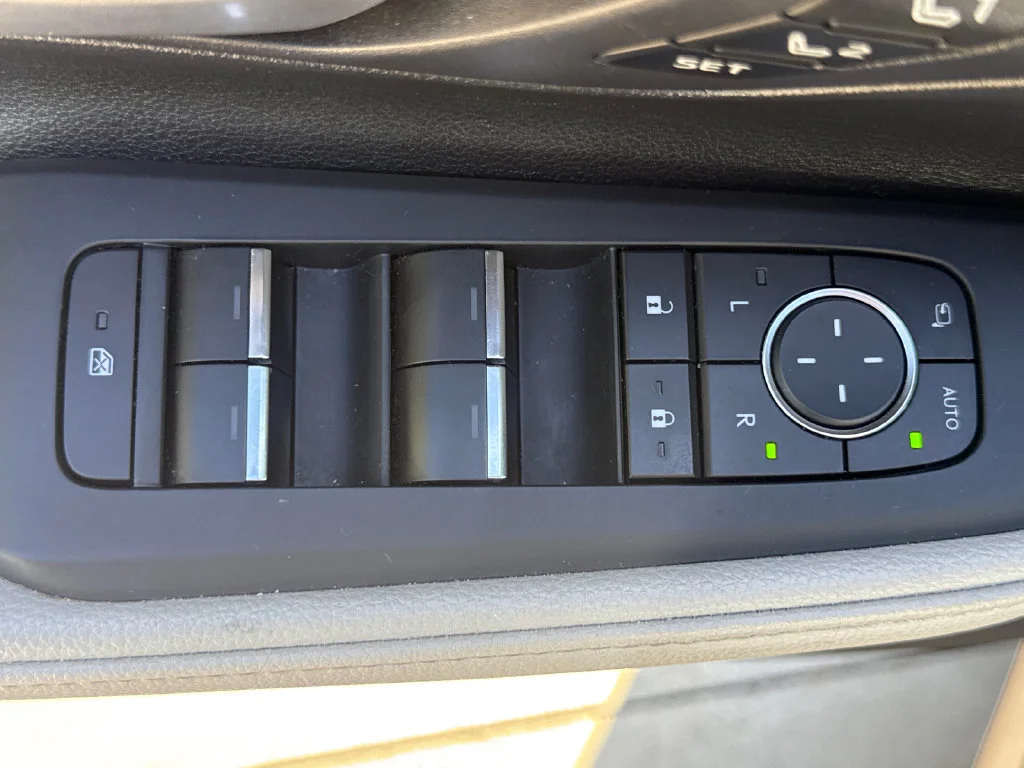 Used 2025 Blueprint Toyota Limited image 14