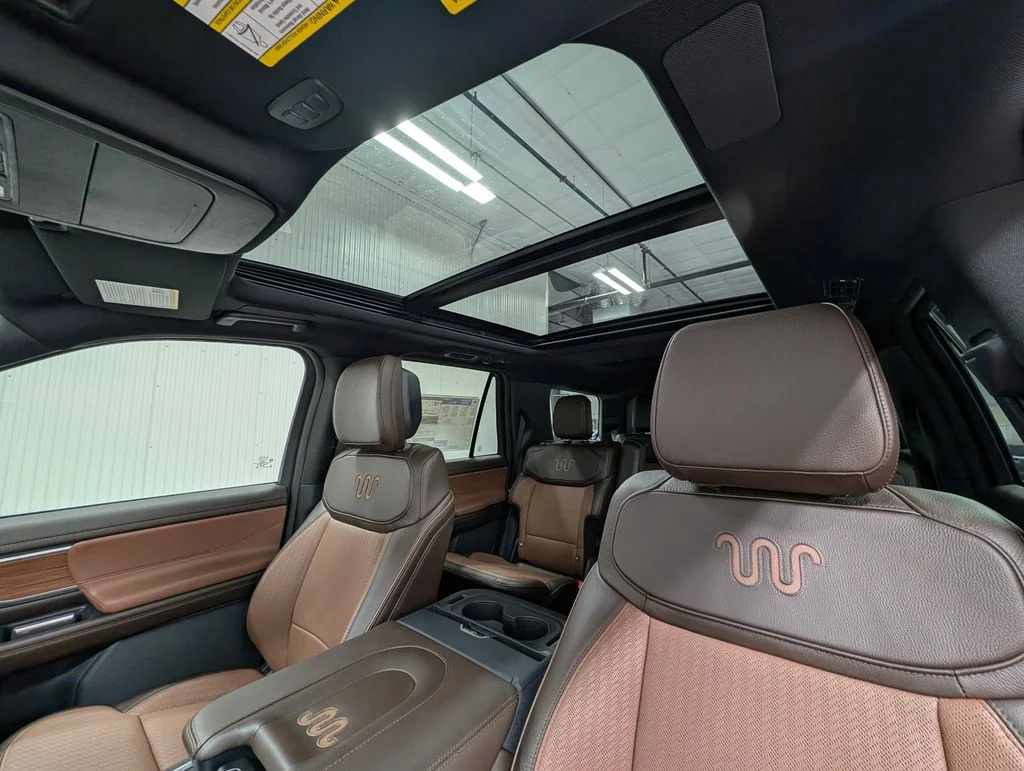 New 2027 Agate Black Metallic Ford King Ranch® image 15