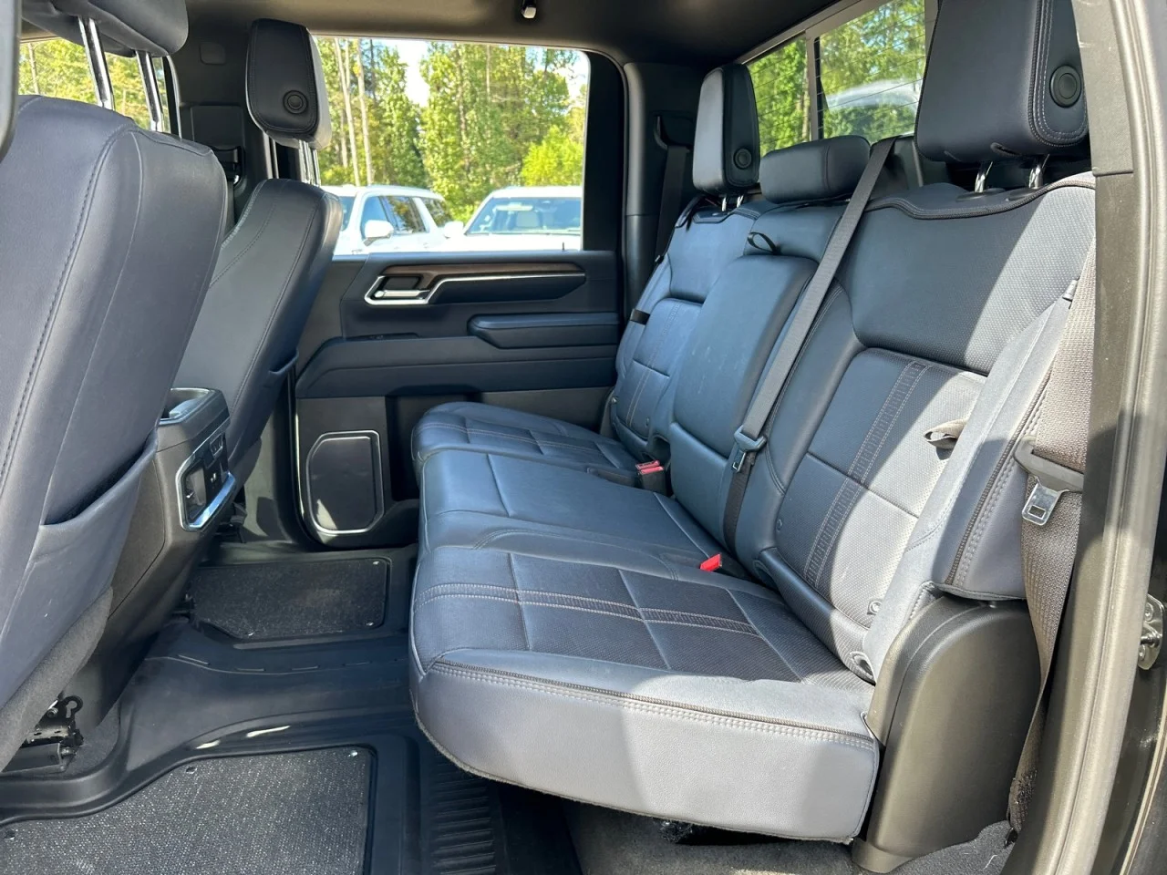 Used 2024 Black Chevrolet High Country image 19