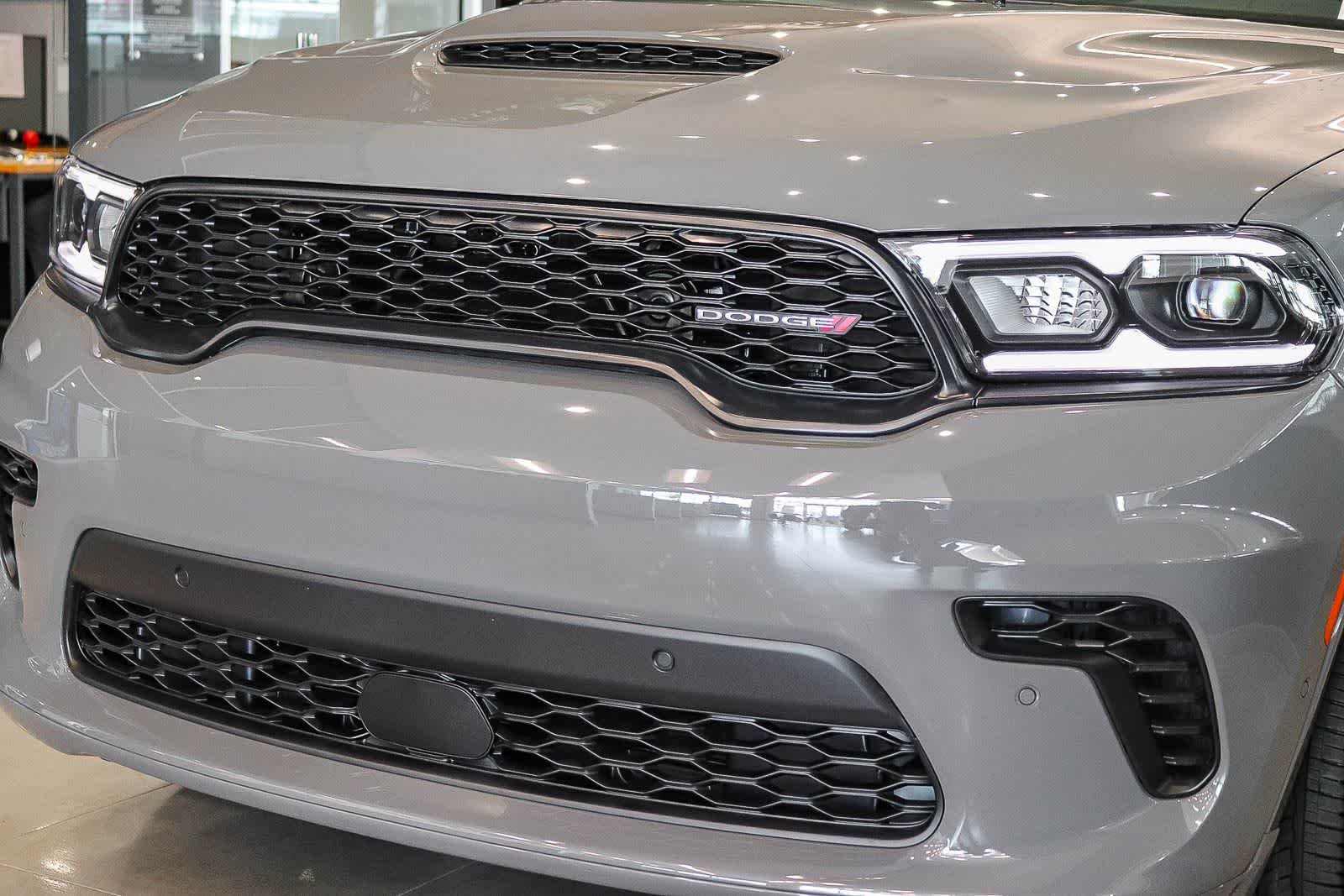 New 2026 Destroyer Gray Clear-Coat Exterior Paint Dodge GT Premium HEMI V8 image 10