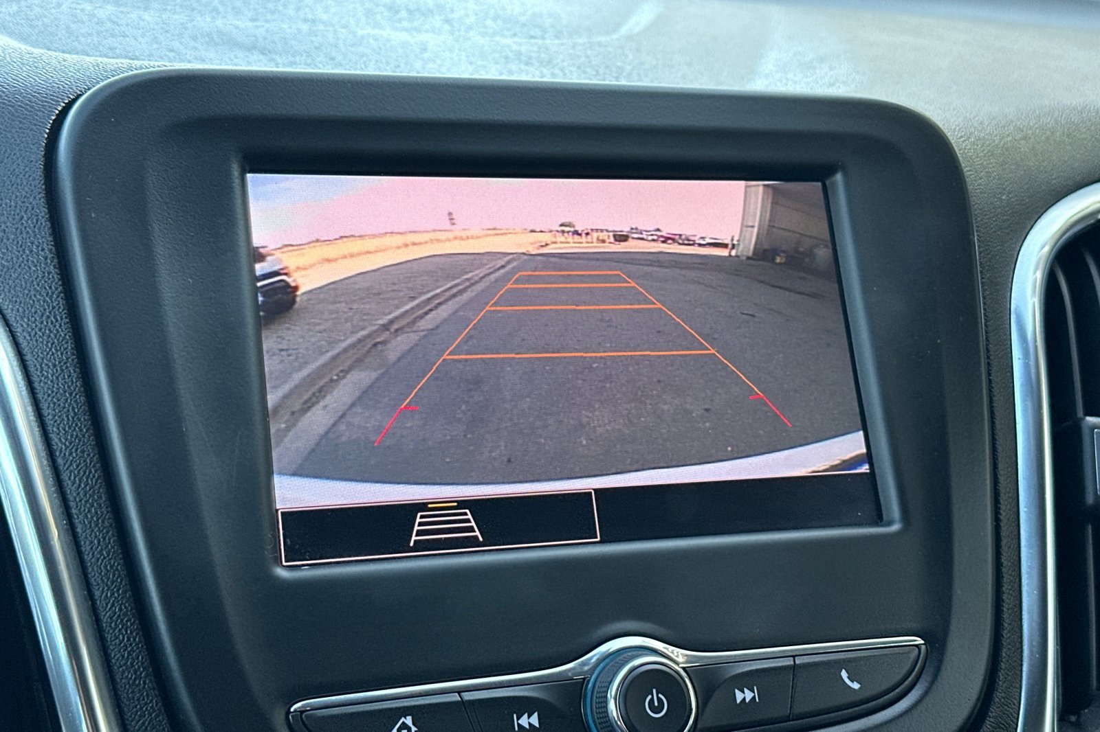 2024 Chevrolet Equinox LT - Photo 17