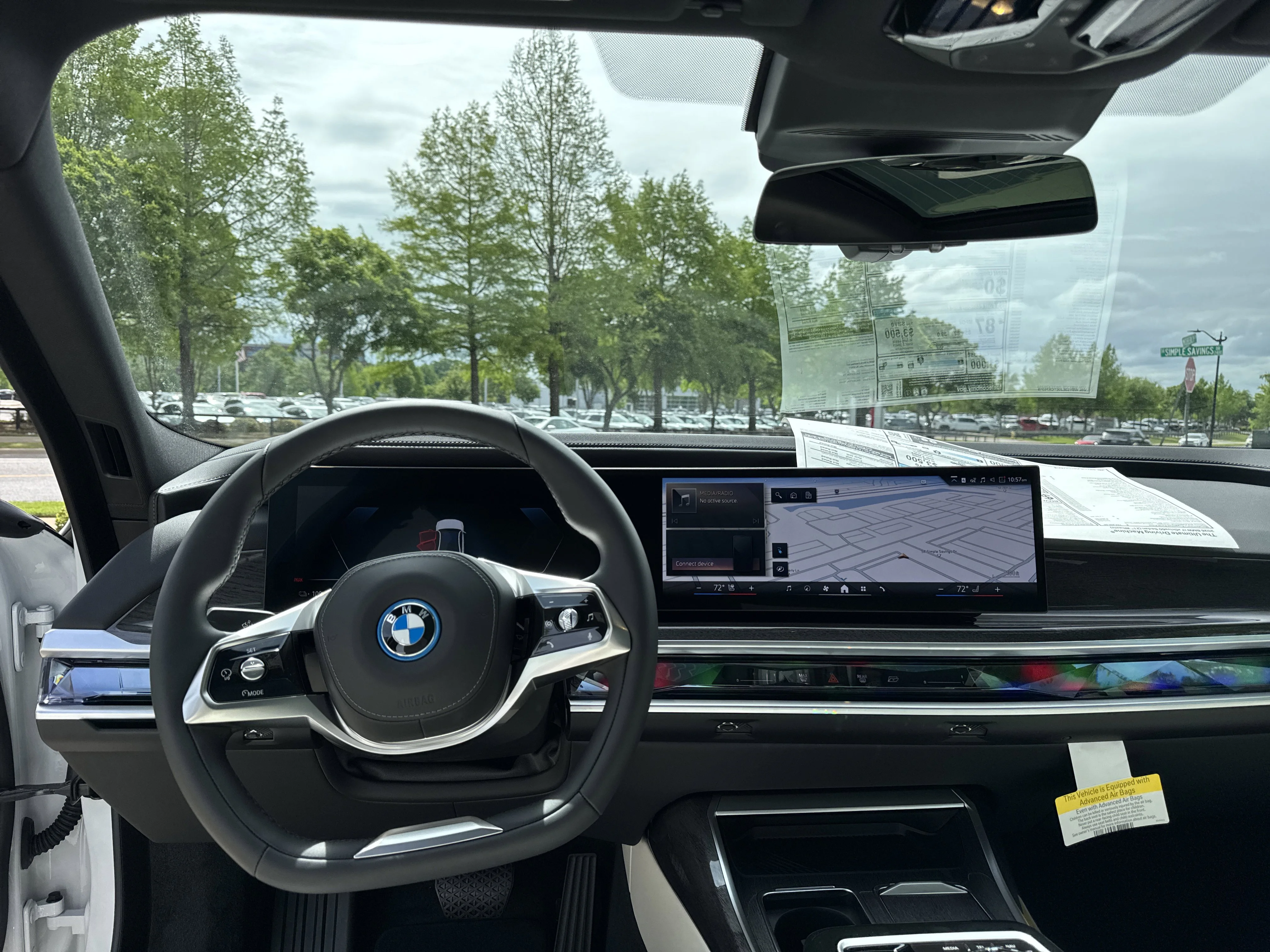 New 2026 MINERAL WHITE BMW xDrive60 image 12