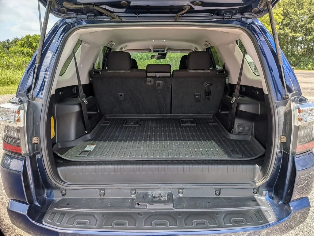Used 2022 Blue Toyota SR5 image 28