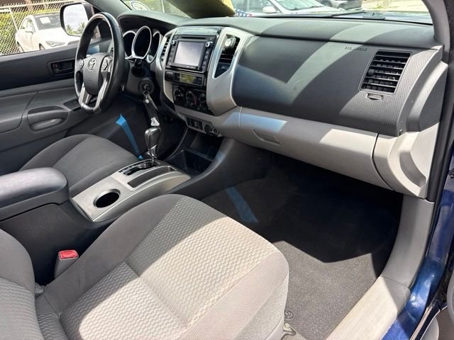 Used 2015 Blue Toyota PreRunner image 15