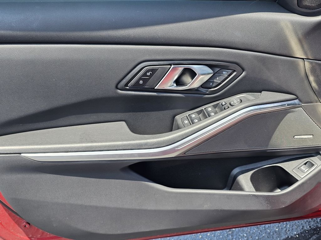 Used 2025 Red BMW M340i image 13