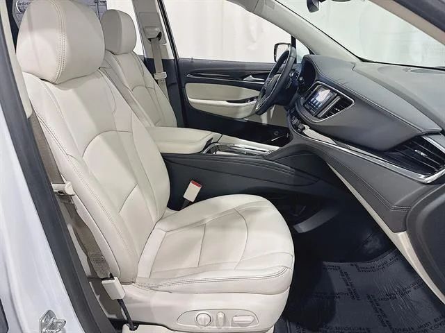 Used 2024 White Frost Tricoat Buick Essence image 57