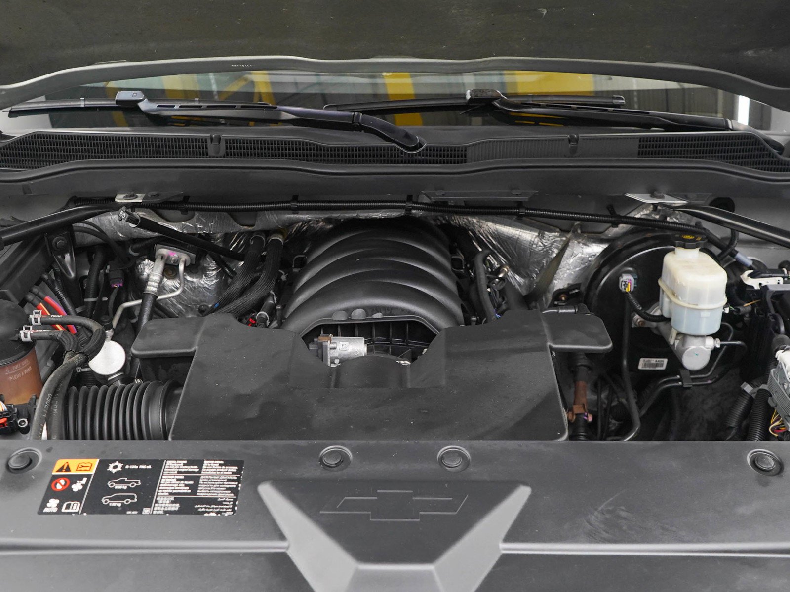 Used 2015 Silver Ice Metallic Chevrolet LTZ image 33