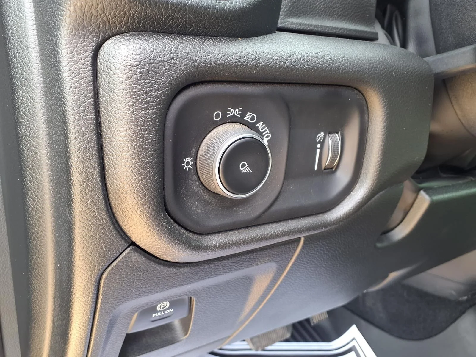Used 2025 Blue Ram Tradesman image 14