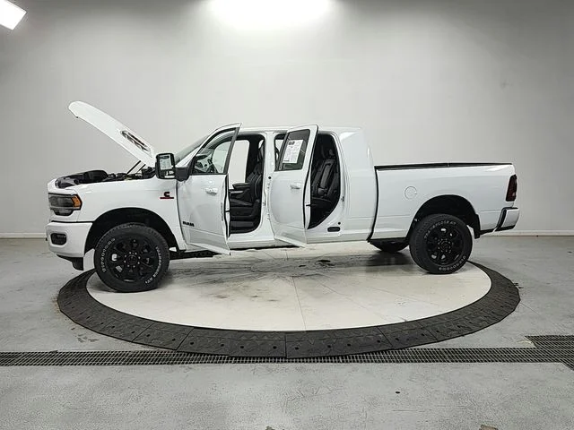 Used 2023 White Ram Laramie image 12