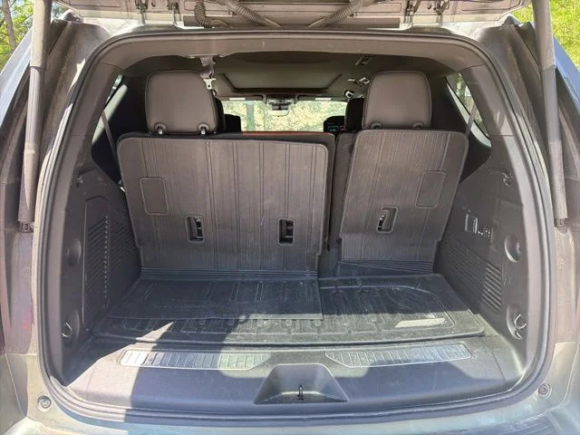 Used 2023 Green GMC Denali Ultimate image 23