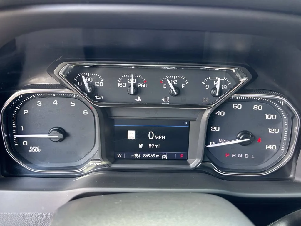 Used 2022 Summit White GMC SLT image 34