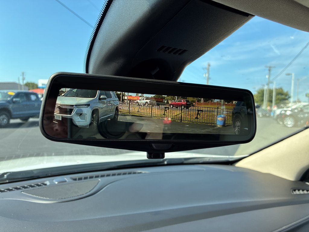 Used 2021 White Buick Essence image 15