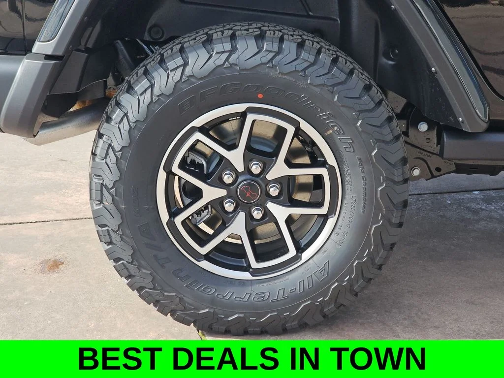 New 2026 Black Clearcoat Jeep Rubicon image 36