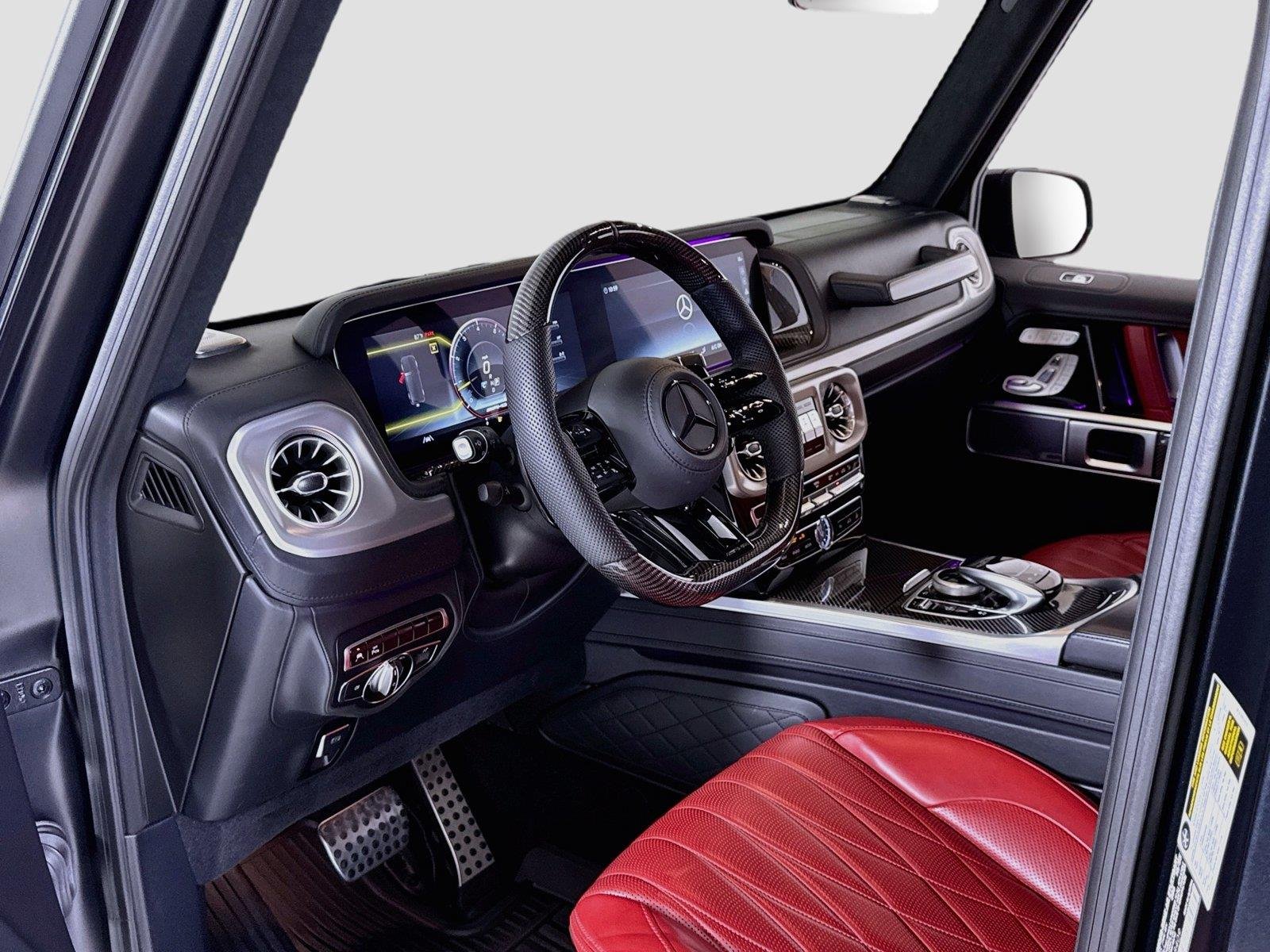 Used 2024 Obsidian Black Mercedes-Benz AMG® G 63 | Exclusive Int Pkg | Carbon Fiber Trim image 14