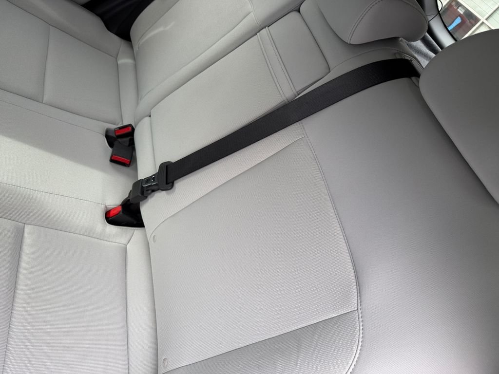 Certified Used 2024 Green Hyundai SEL image 19